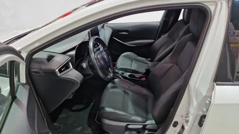 Toyota Corolla 1.8 125H STYLE E-CVT