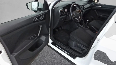 Volkswagen T-Cross Advance 1.0 TSI 70kW (95CV)