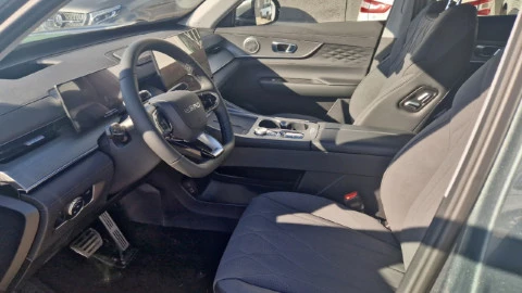 EBRO S800 1.6 TGDI Luxury 7 DCT