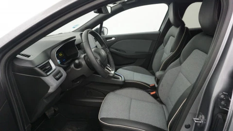 Renault Clio Techno full hybrid E-Tech 145 (103Kw)