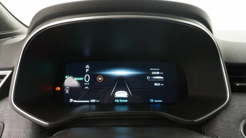 Renault Clio Techno full hybrid E-Tech 145 (103Kw)