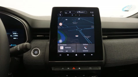 Renault Clio Techno full hybrid E-Tech 145 (103Kw)