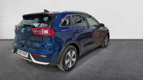 Kia Niro 1.6 GDi HEV 104kW (141CV) Drive