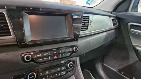 Kia Niro 1.6 GDi HEV 104kW (141CV) Drive