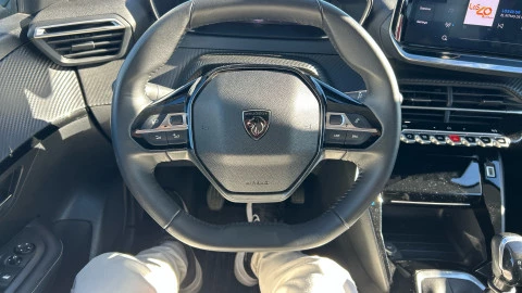 Peugeot 208 Allure Gasolina 100 S&S 6 Vel. MAN