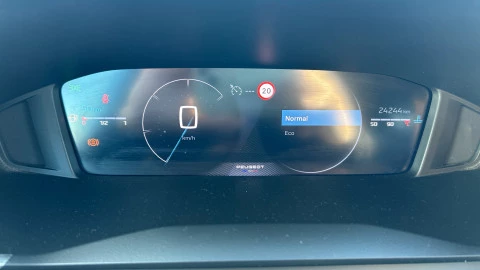 Peugeot 208 Allure Gasolina 100 S&S 6 Vel. MAN