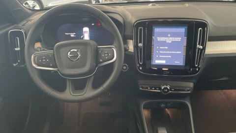 Volvo XC40 B3 G Core Auto 120 kW (163 CV)