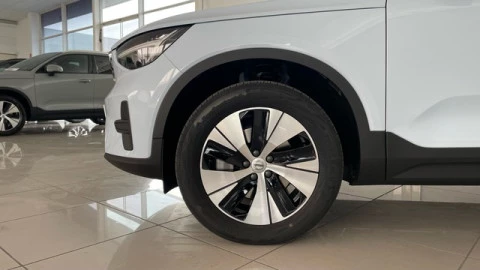 Volvo XC40 B3 G Core Auto 120 kW (163 CV)