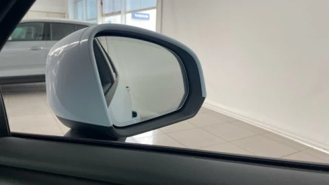 Volvo XC40 B3 G Core Auto 120 kW (163 CV)