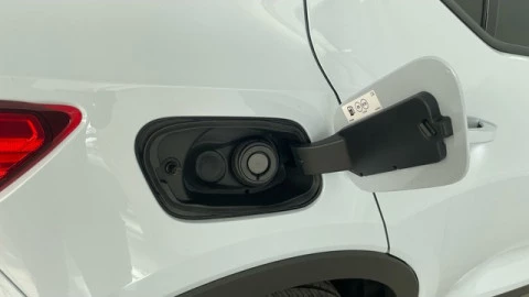 Volvo XC40 B3 G Core Auto 120 kW (163 CV)