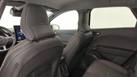 Renault Captur techno Eco-G 100cv (74 kW)