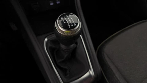 Renault Captur techno Eco-G 100cv (74 kW)