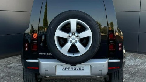 Land Rover Defender 2.0 Si4 404 SE 110 Auto 4WD PHEV