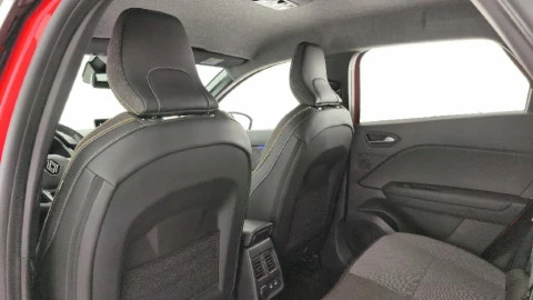 Renault Captur techno Eco-G 100cv (74 kW)