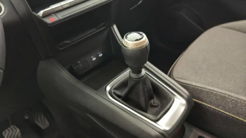 Renault Captur techno Eco-G 100cv (74 kW)