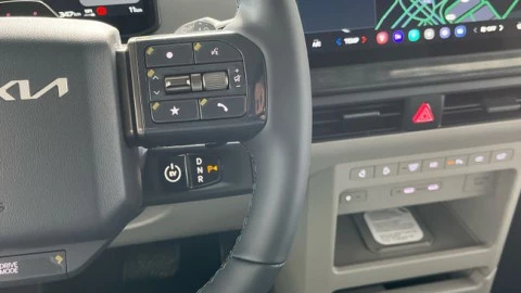 Kia PV5 Passenger L2H1 Long Range Elite