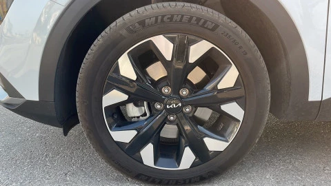 Kia Sportage  1.6 T-GDi PHEV Drive 4x4 252