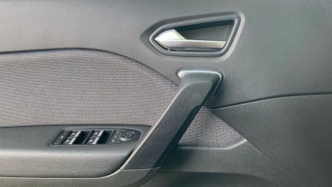 Renault Captur techno Eco-G 100cv (74 kW)