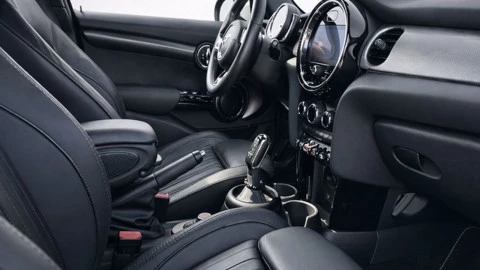 MINI COOPER 5 PUERTAS