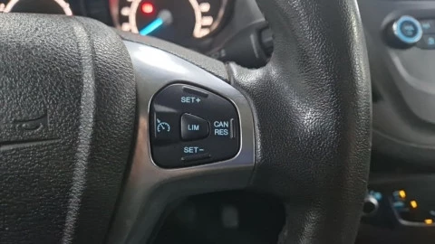 Ford Tourneo Courier 1.0 EcoBoost 74kW (100CV) Ambiente