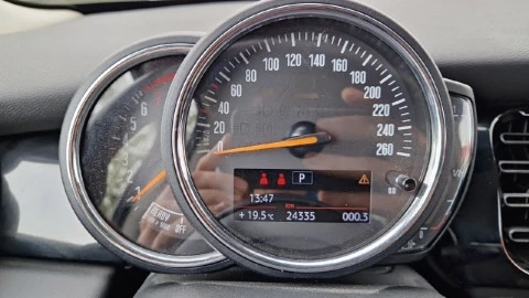 MINI COOPER 5 PUERTAS