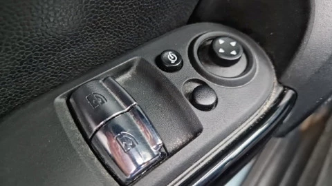 MINI COOPER 5 PUERTAS