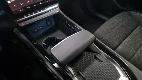 Renault Espace Techno E-Tech full hybrid 146kW