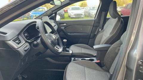 Renault Captur techno Eco-G 100cv (74 kW)