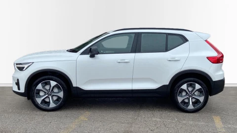 Volvo XC40 2.0 B3 G Plus Dark Auto