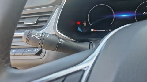 Renault Captur techno Eco-G 100cv (74 kW)