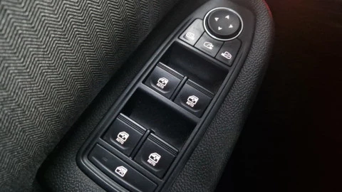 Renault Clio techno Eco-G 100cv (74kW)