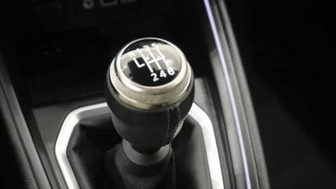 Renault Clio Techno TCe 90 (67kw)