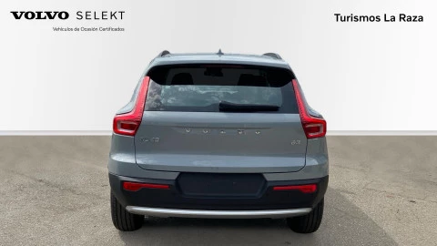 Volvo XC40 2.0 B3 G Essential Auto