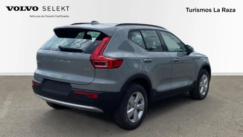Volvo XC40 2.0 B3 G Essential Auto