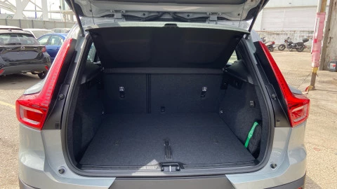 Volvo XC40 2.0 B3 G Essential Auto