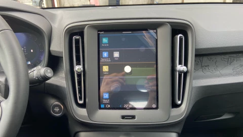 Volvo XC40 2.0 B3 G Essential Auto