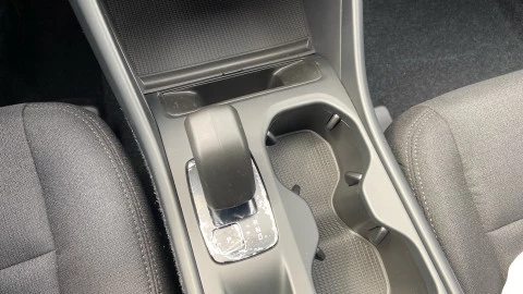 Volvo XC40 2.0 B3 G Essential Auto