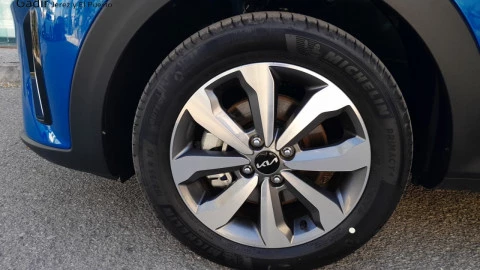 Kia Stonic 1.0 T-GDi 74kW (100CV) MHEV iMT Concept