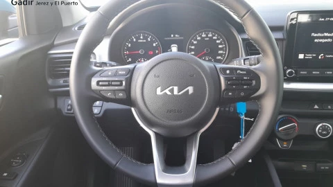 Kia Stonic 1.0 T-GDi 74kW (100CV) MHEV iMT Concept