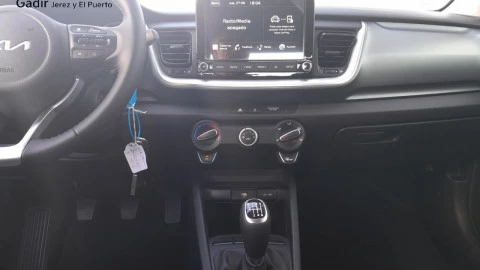 Kia Stonic 1.0 T-GDi 74kW (100CV) MHEV iMT Concept