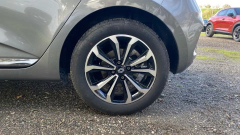 Renault Clio techno Eco-G 100cv (74kW)