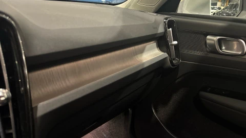 Volvo XC40 T2 Inscription 95 kW (129 CV)