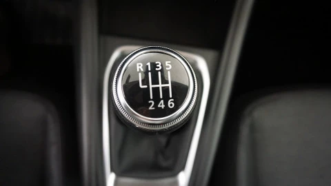 Renault Captur equilibre TCe 67kW (90CV)