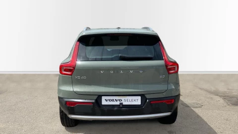 Volvo XC40 2.0 B3 G Core Auto