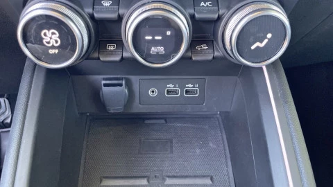 Renault Clio Techno TCe 90 (67kw)