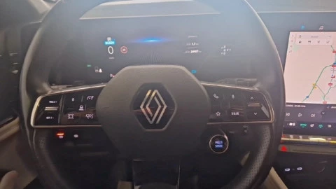 Renault Espace Iconic E-Tech full hybrid 146kW