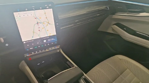 Renault Espace Iconic E-Tech full hybrid 146kW