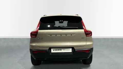 Volvo XC40 2.0 B3 G Plus Dark Auto