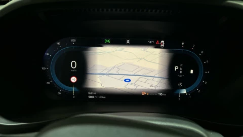 Volvo XC40 2.0 B3 G Plus Dark Auto