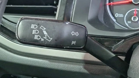 Volkswagen Polo Advance 1.0 TSI 70kW (95CV) DSG